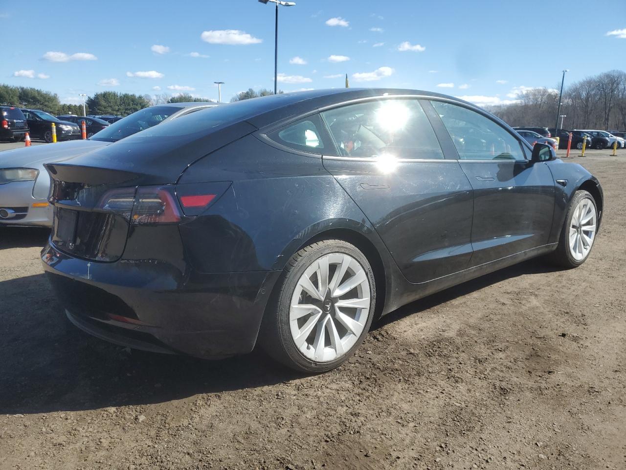 2022 TESLA MODEL 3 - Image 3