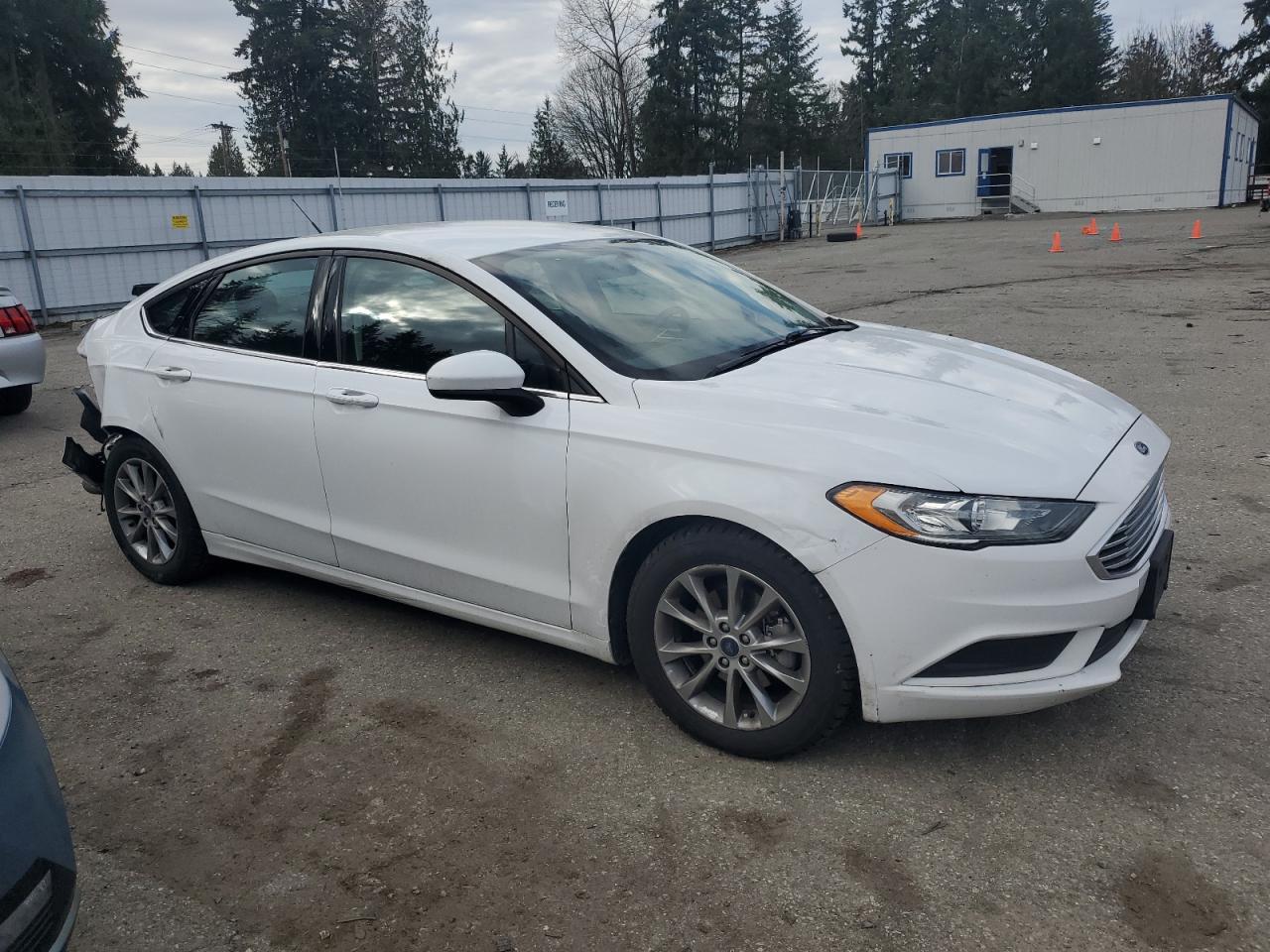 2017 FORD FUSION SE - Фото 4
