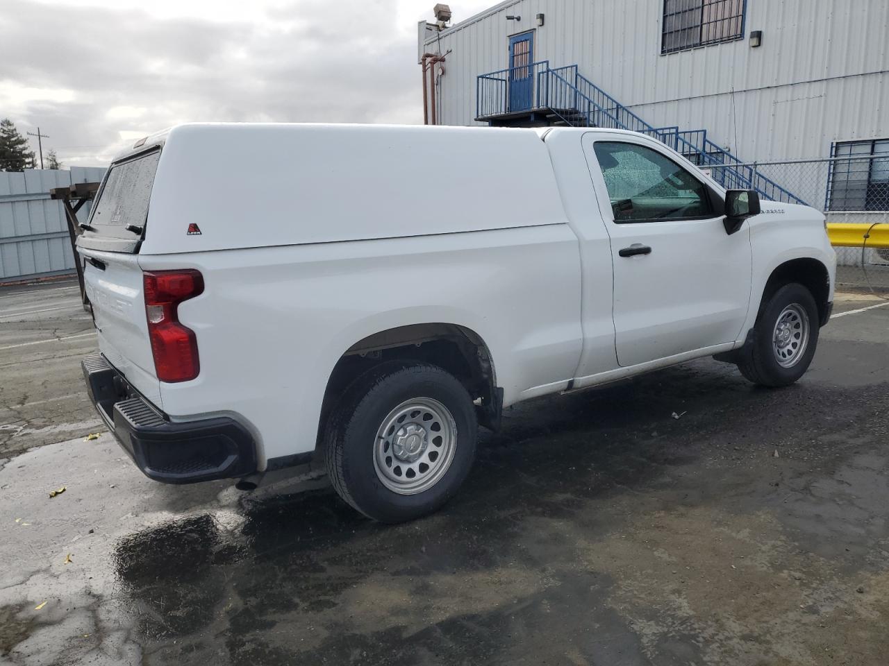 2023 CHEVROLET SILVERADO - Image 3