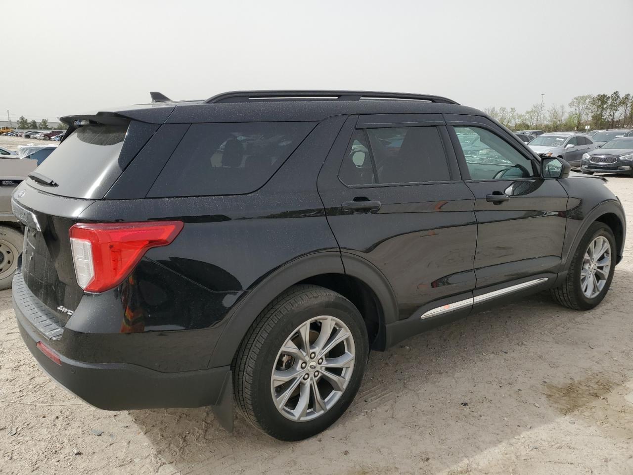2022 FORD EXPLORER X - Фото 3
