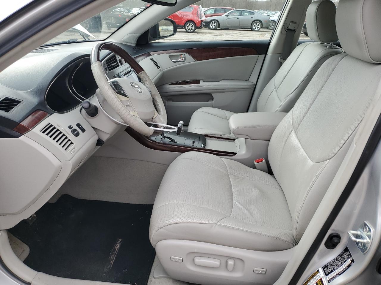 2011 TOYOTA AVALON BAS - Image 7