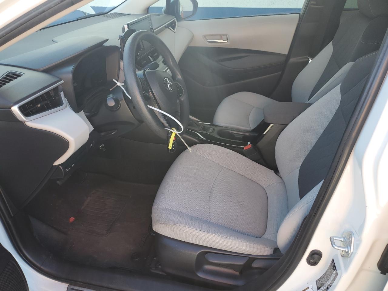 2021 TOYOTA COROLLA LE - Фото 7
