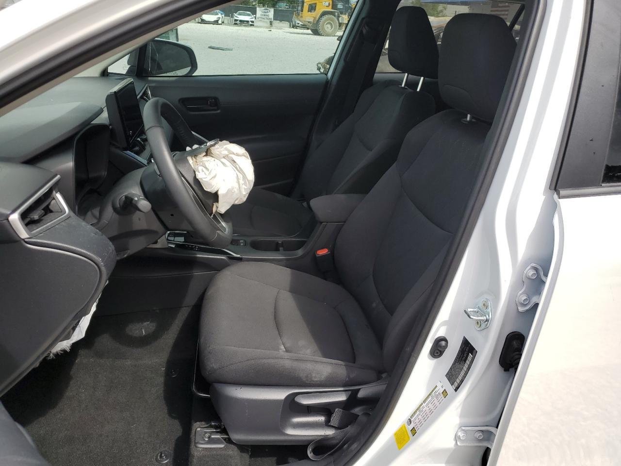 2024 TOYOTA COROLLA CR - Image 7