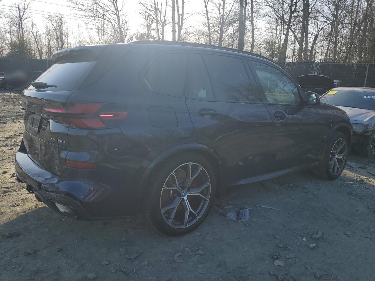 2025 BMW X5 XDRIVE5 - Image 3