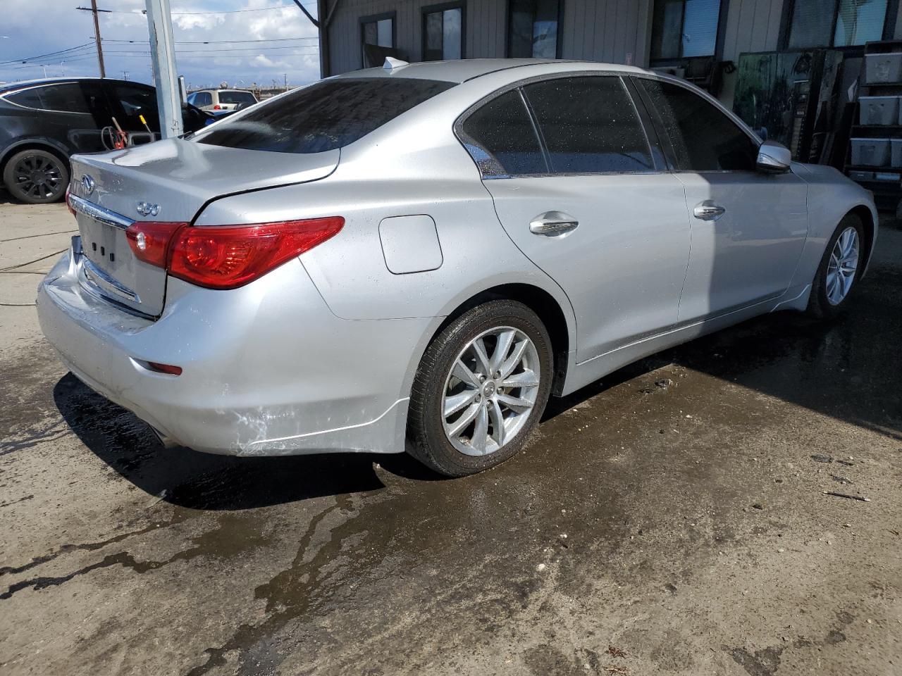2015 INFINITI Q50 BASE - Фото 3