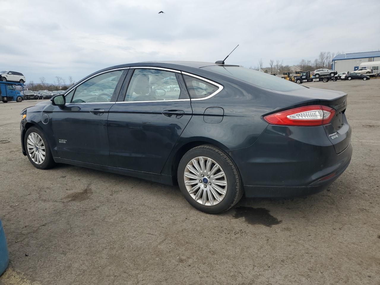 2014 FORD FUSION SE - Image 2