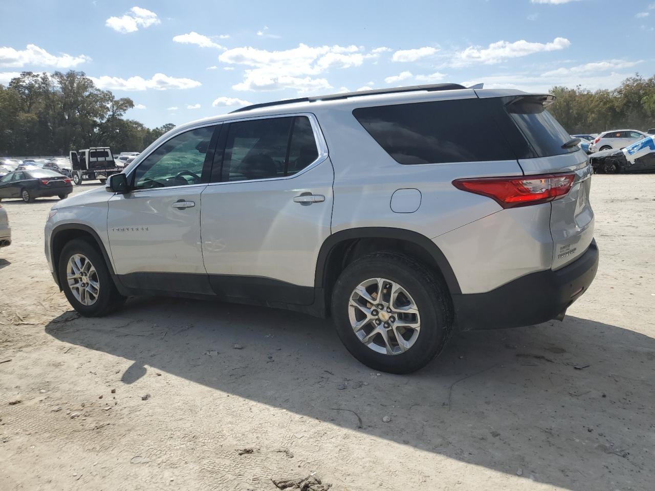 2020 CHEVROLET TRAVERSE L - Фото 2
