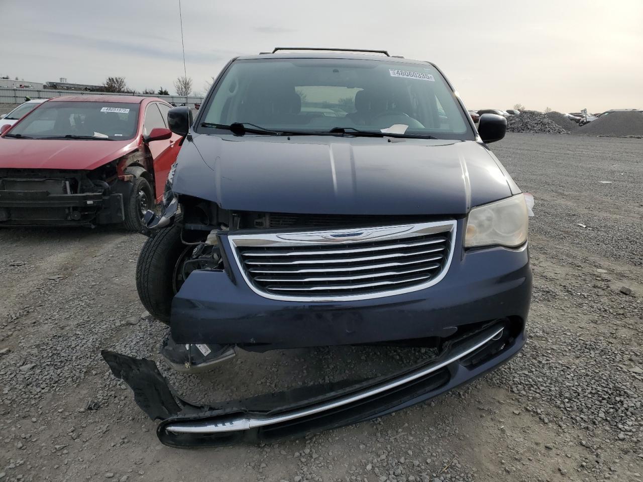 2014 CHRYSLER TOWN & COU - Фото 5