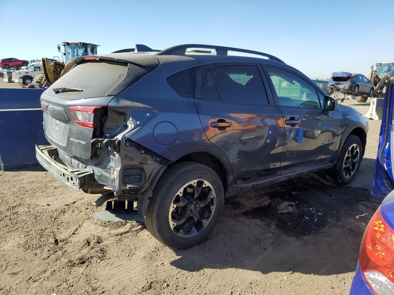 2021 SUBARU CROSSTREK - Фото 3