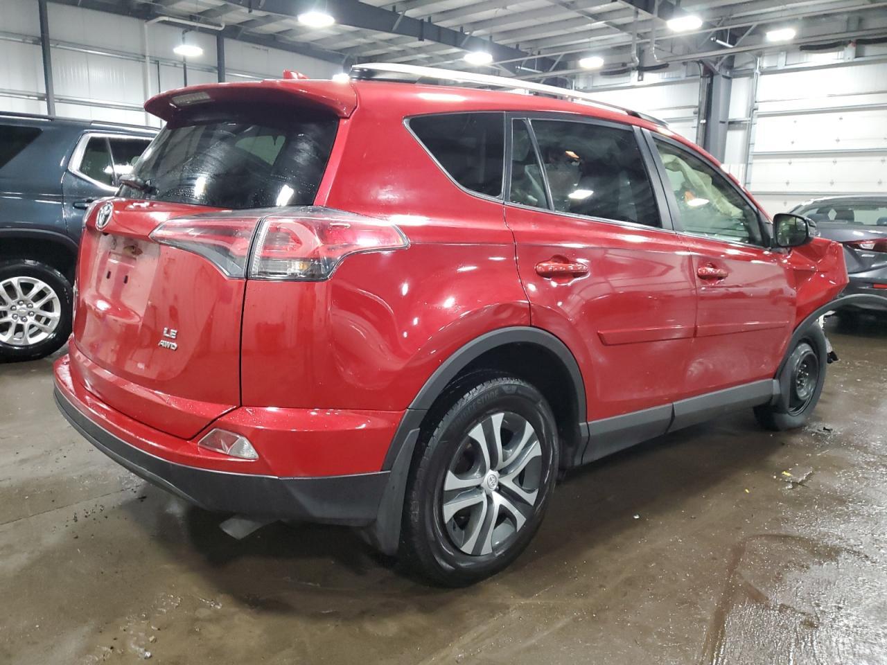 2016 TOYOTA RAV4 LE - Фото 3