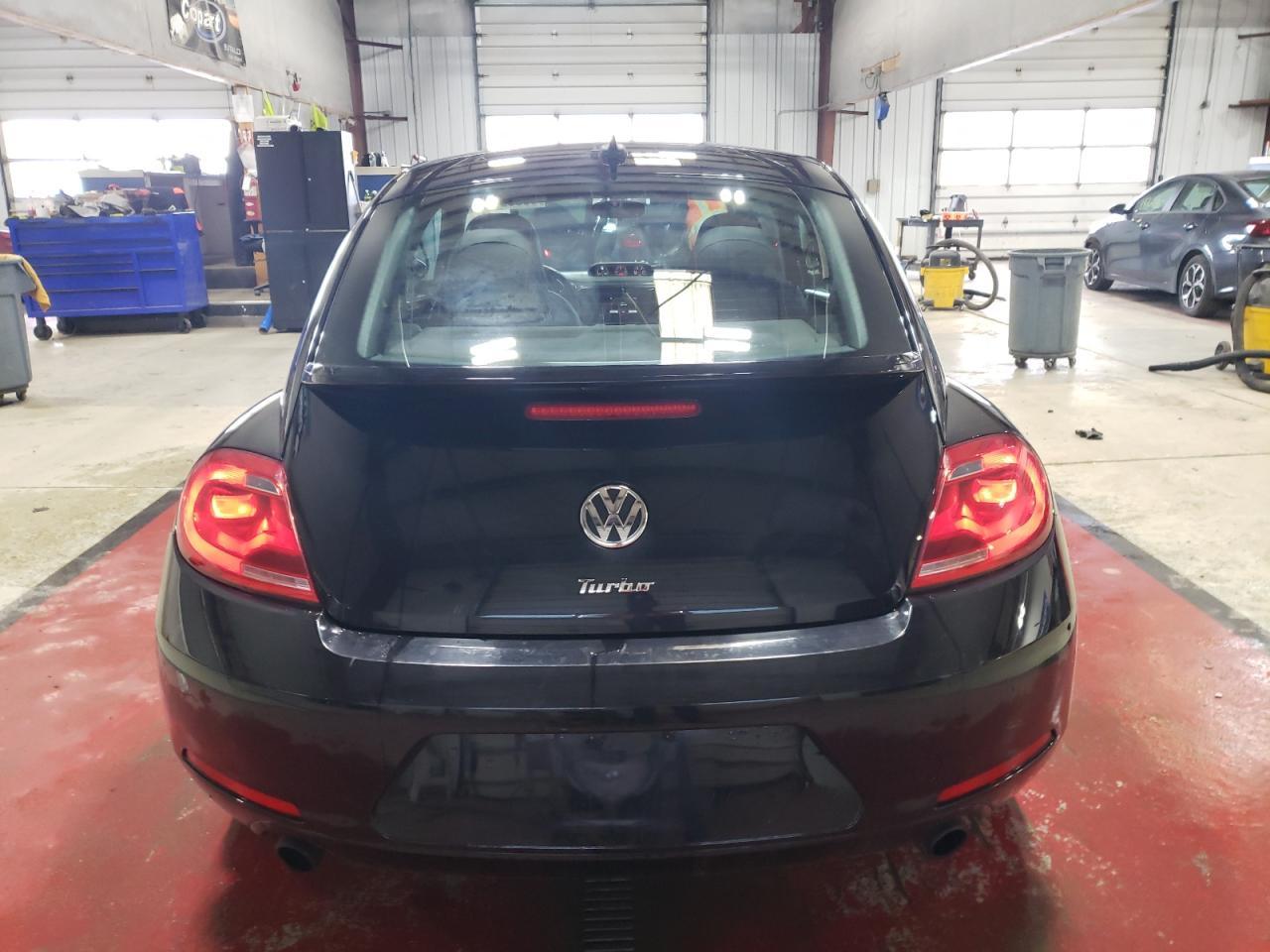 2012 VOLKSWAGEN BEETLE TUR - Фото 6