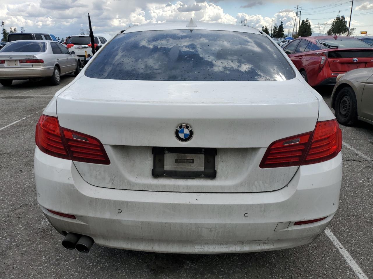 2016 BMW 528 I - Image 6