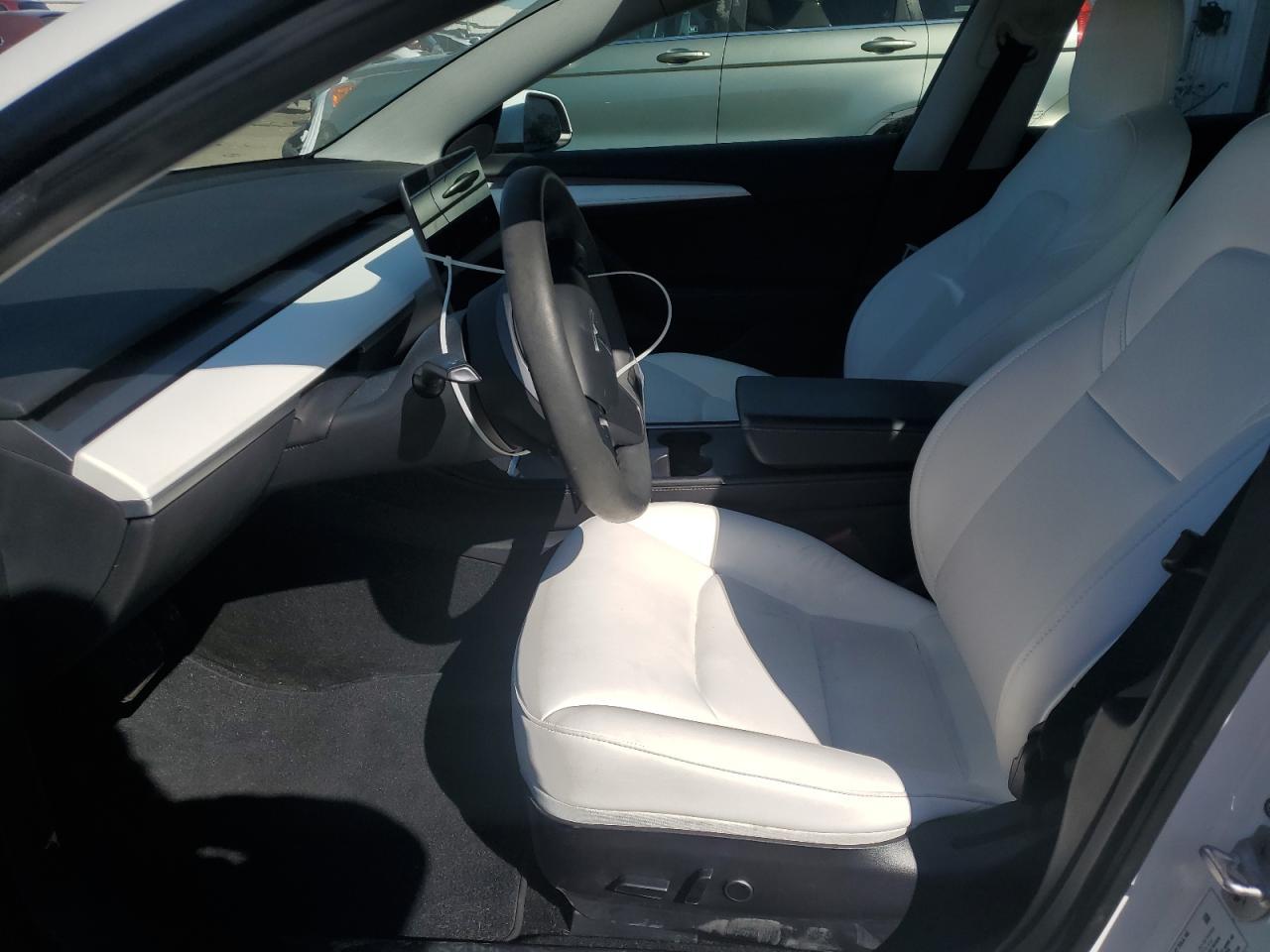 2021 TESLA MODEL 3 - Фото 7