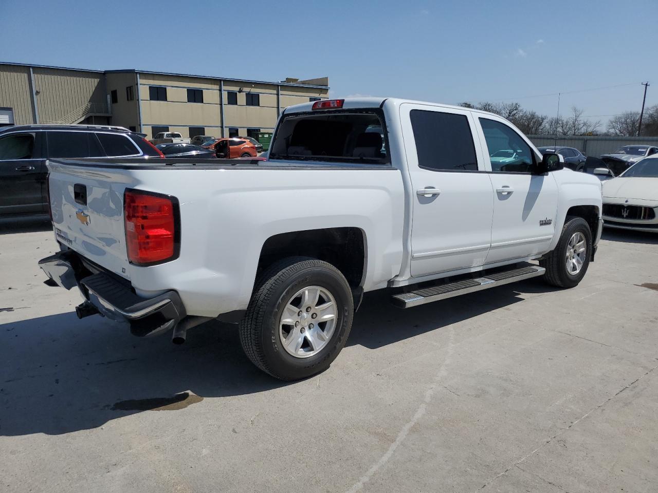 2018 CHEVROLET SILVERADO - Фото 3