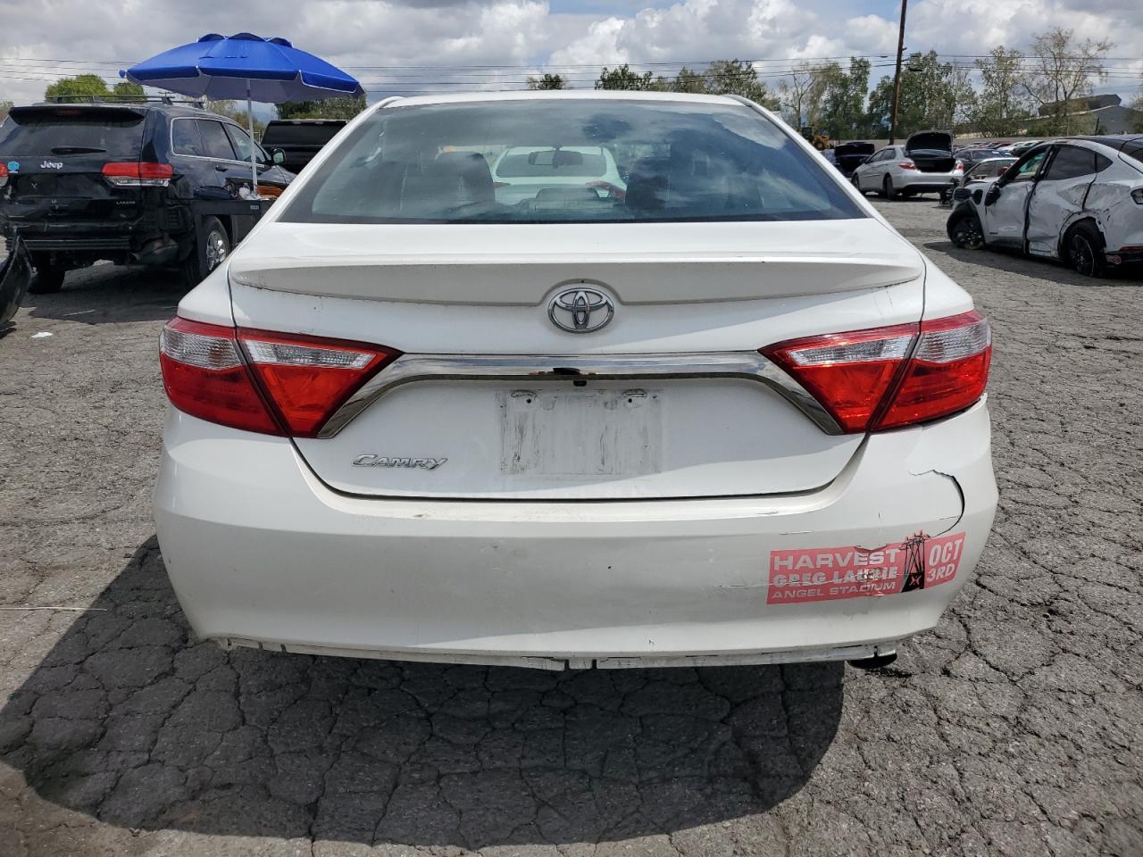 2017 TOYOTA CAMRY LE - Image 6