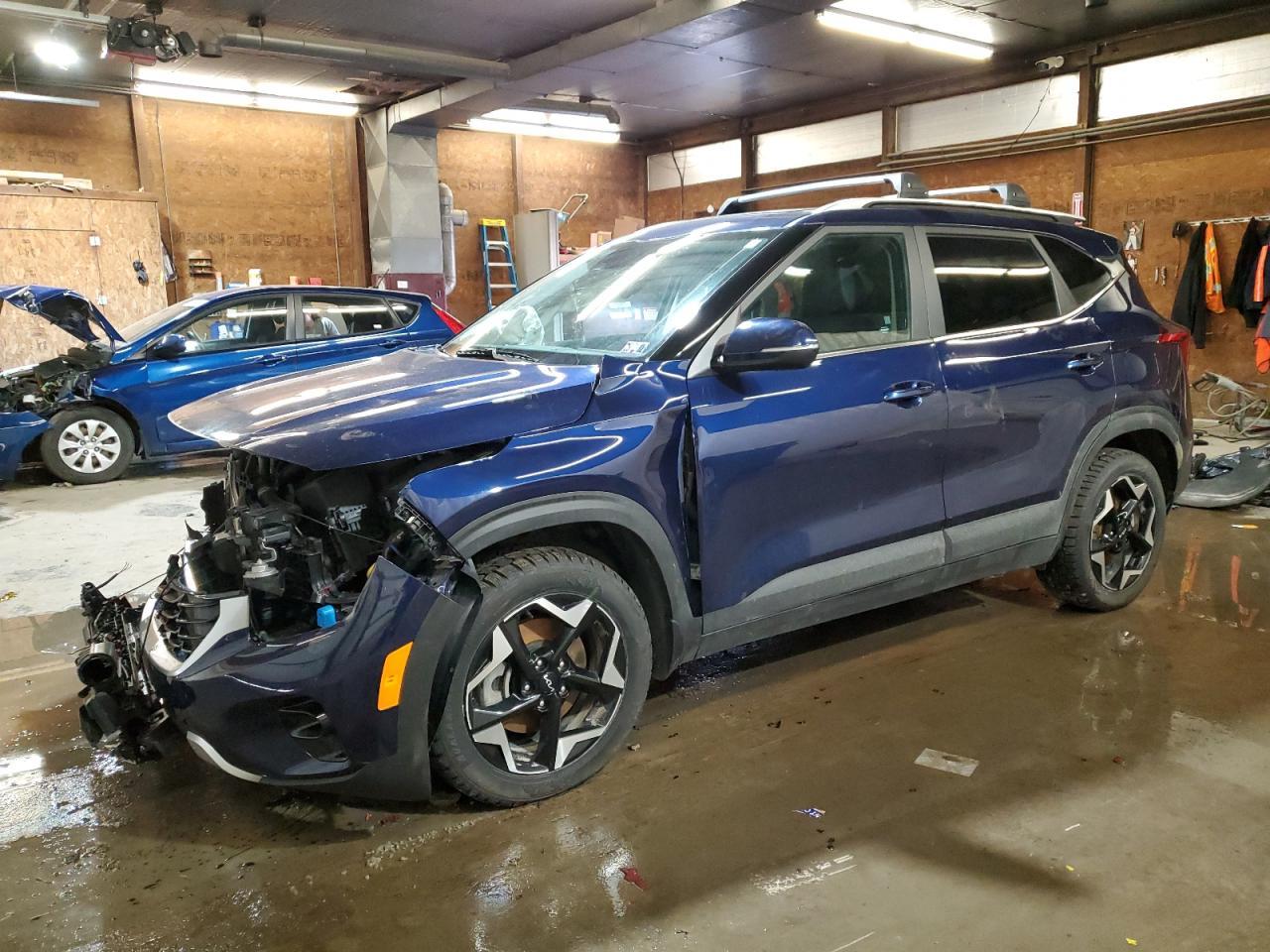2024 KIA SELTOS EX