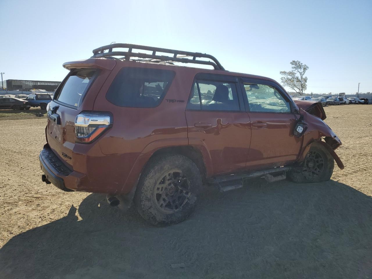 2024 TOYOTA 4RUNNER SR - Image 3