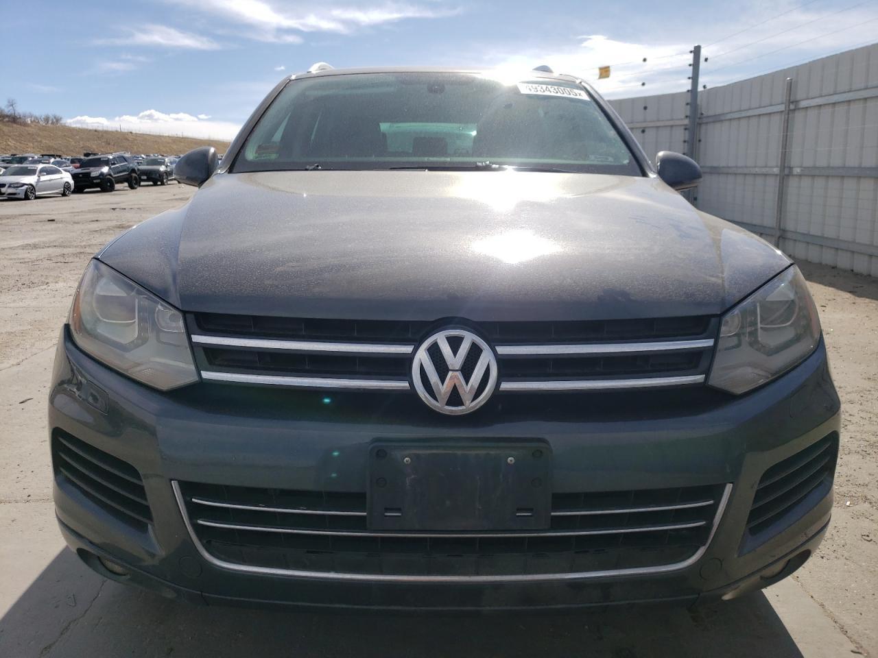 2014 VOLKSWAGEN TOUAREG V6 - Фото 5