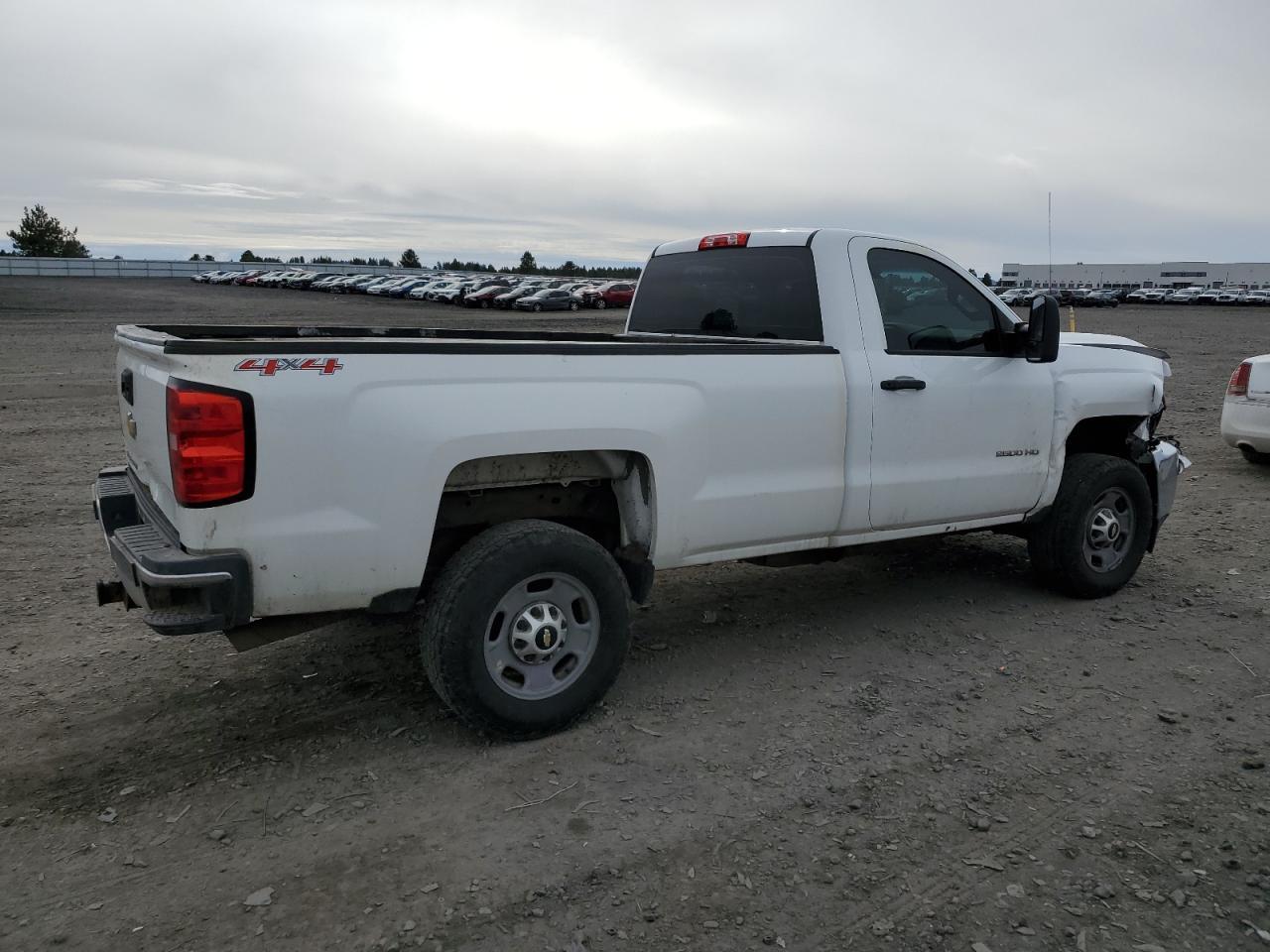2015 CHEVROLET SILVERADO - Image 3