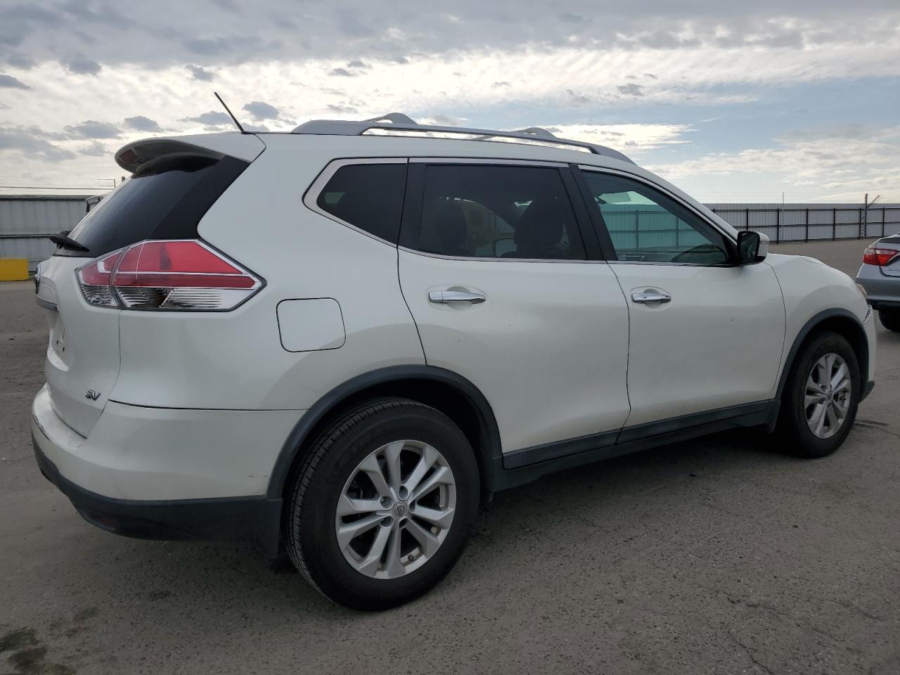 2015 NISSAN ROGUE S - Image 3