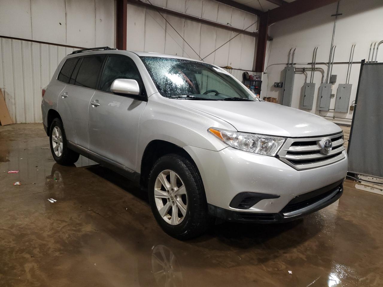 2012 TOYOTA HIGHLANDER - Image 4