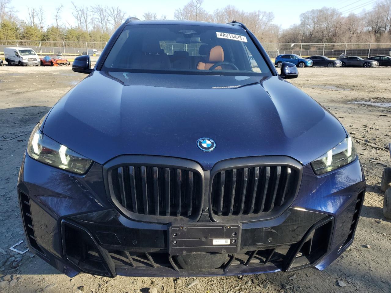 2025 BMW X5 XDRIVE5 - Image 5