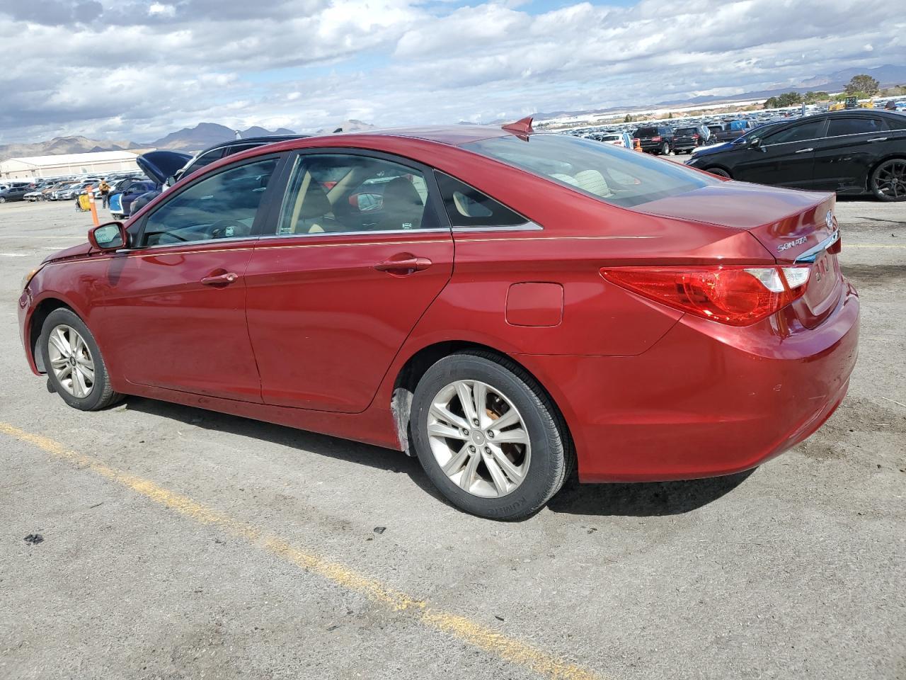2013 HYUNDAI SONATA GLS - Фото 2