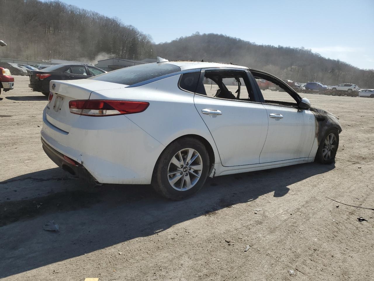 2016 KIA OPTIMA LX - Image 3