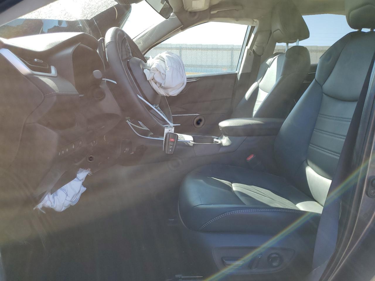 2024 TOYOTA RAV4 XLE P - Image 7