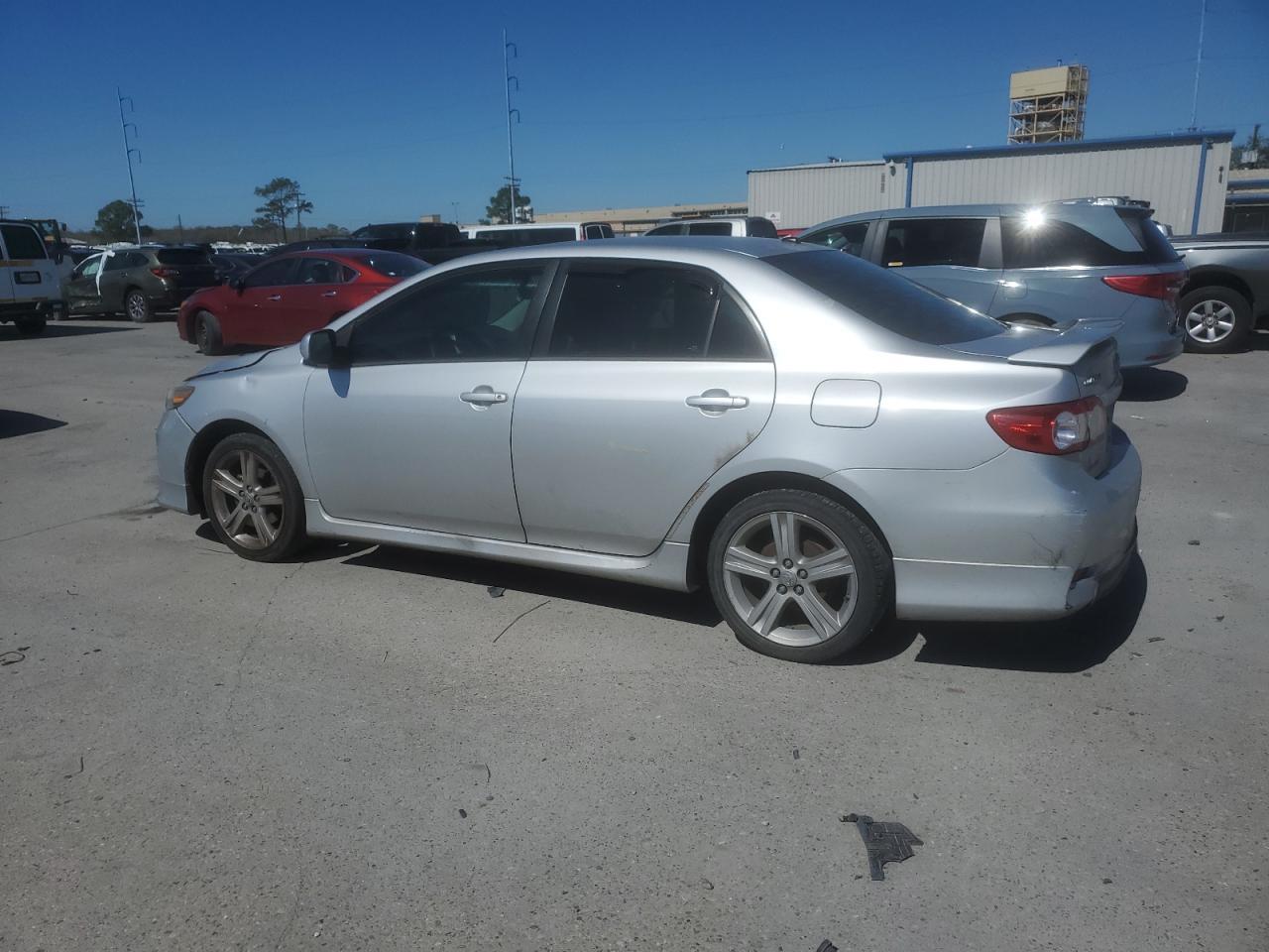 2013 TOYOTA COROLLA BA - Фото 2