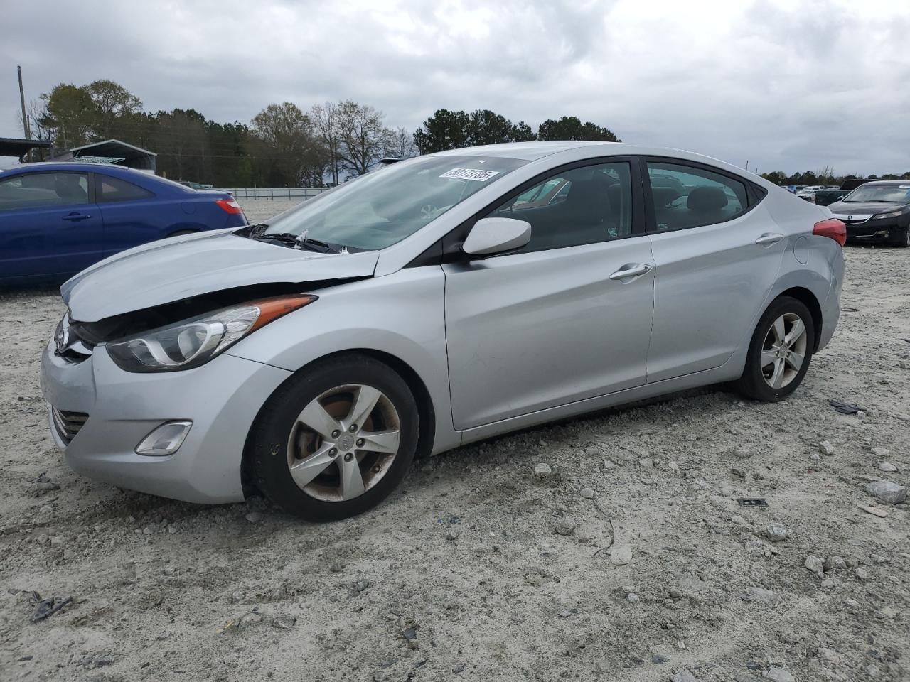2013 HYUNDAI ELANTRA GL