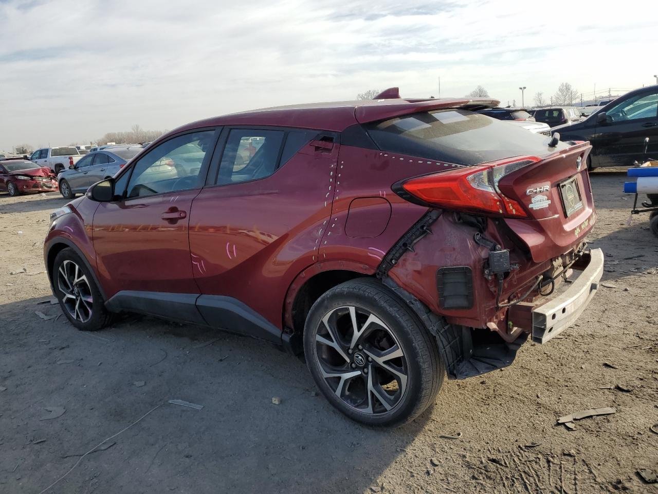 2018 TOYOTA C-HR XLE - Фото 2