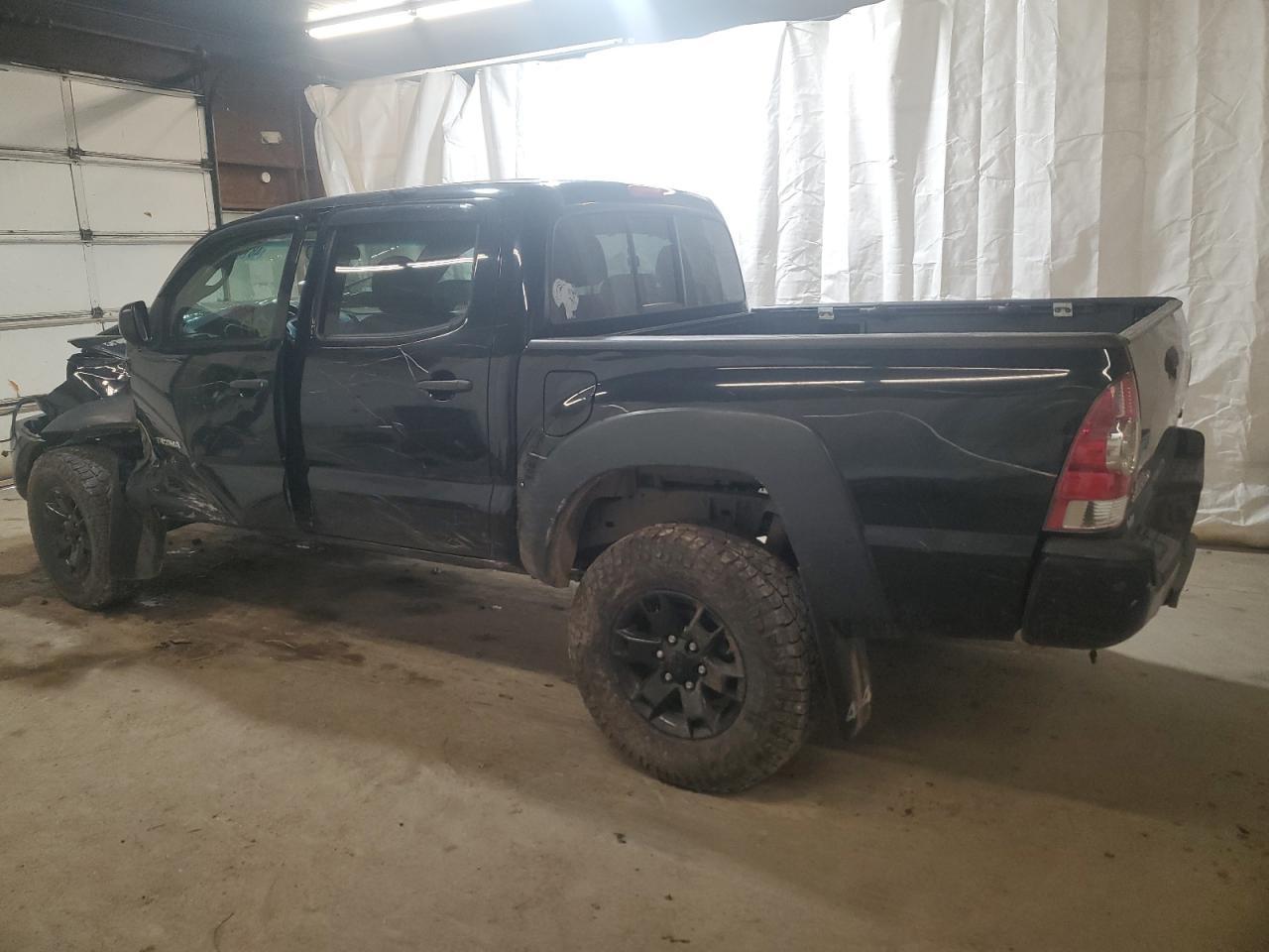 2011 TOYOTA TACOMA DOU - Фото 2