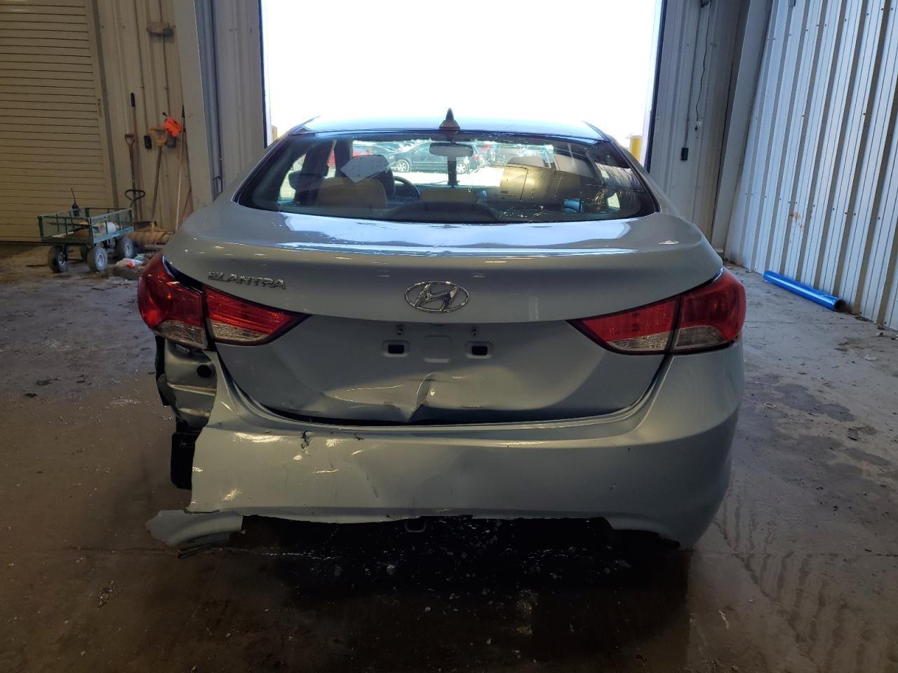 2013 HYUNDAI ELANTRA GL - Image 6