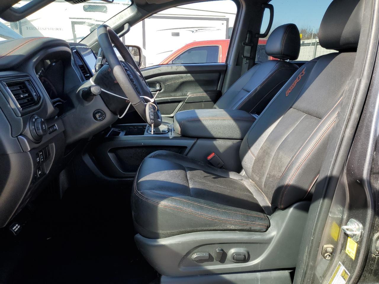 2023 NISSAN TITAN SV - Фото 7