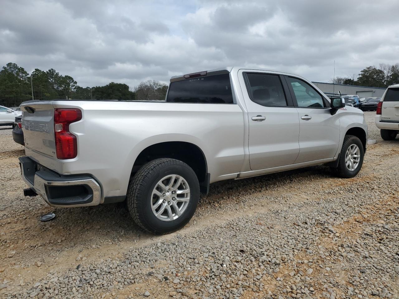 2019 CHEVROLET SILVERADO - Image 3
