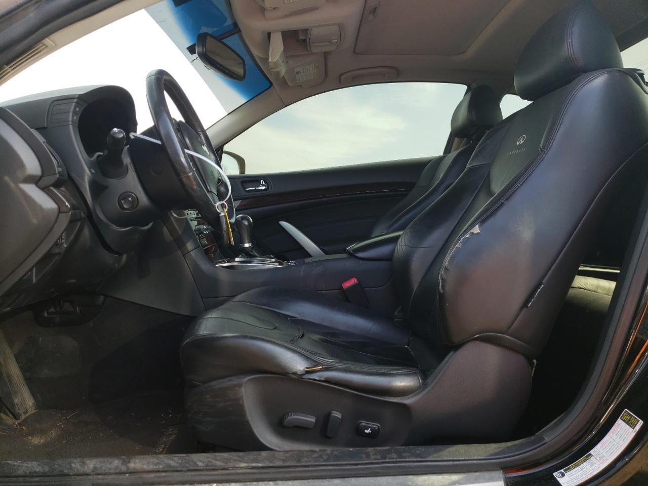 2012 INFINITI G37 - Image 7