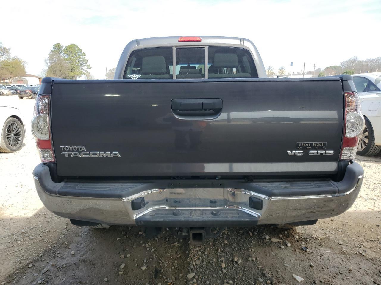 2013 TOYOTA TACOMA DOU - Image 6