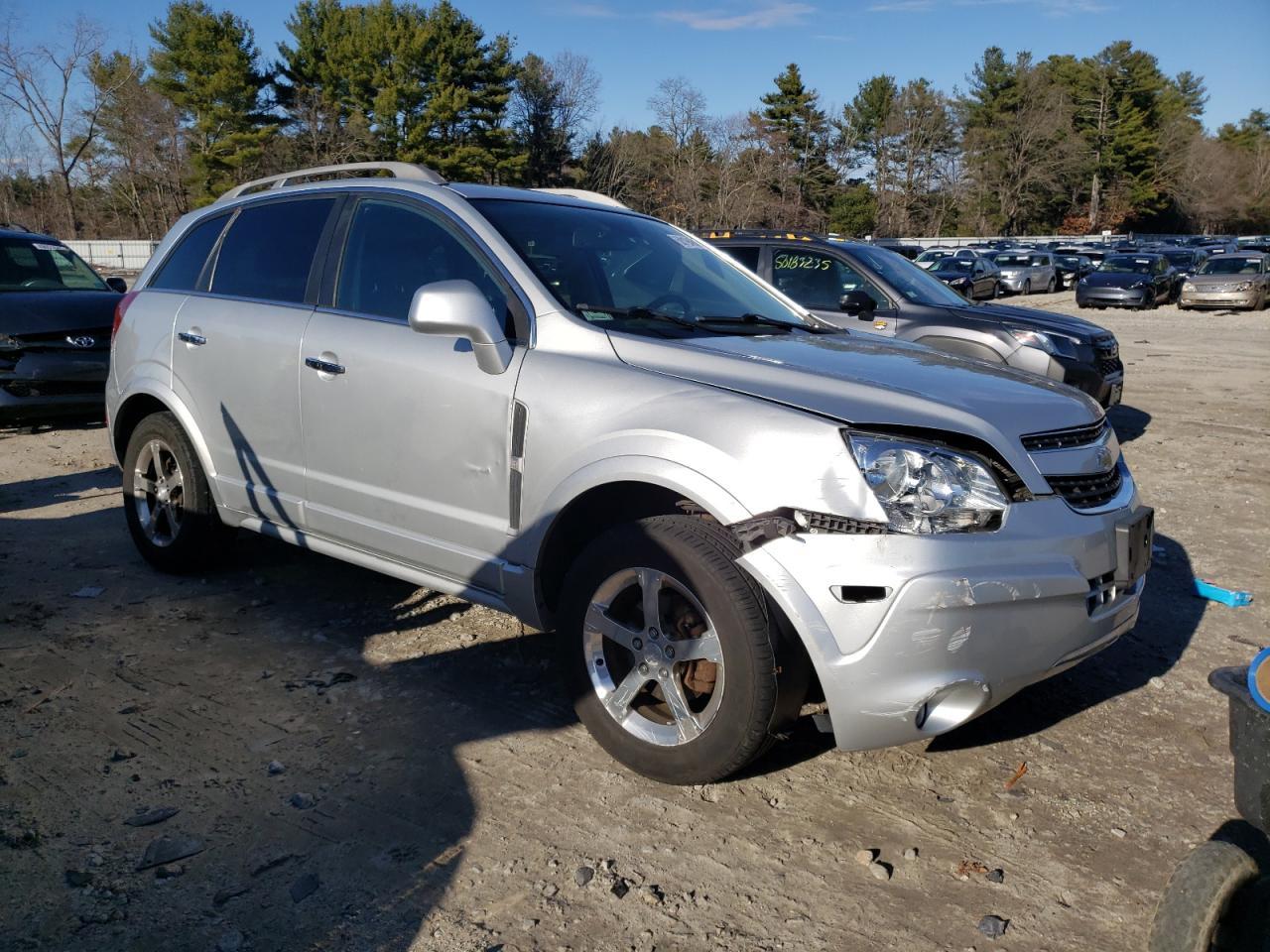 2012 CHEVROLET CAPTIVA SP - Image 4