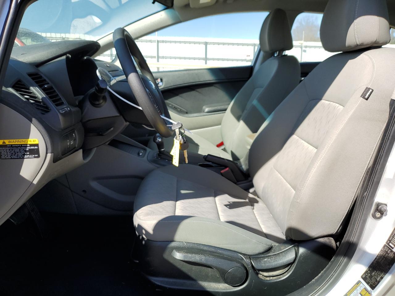 2015 KIA FORTE LX - Фото 7