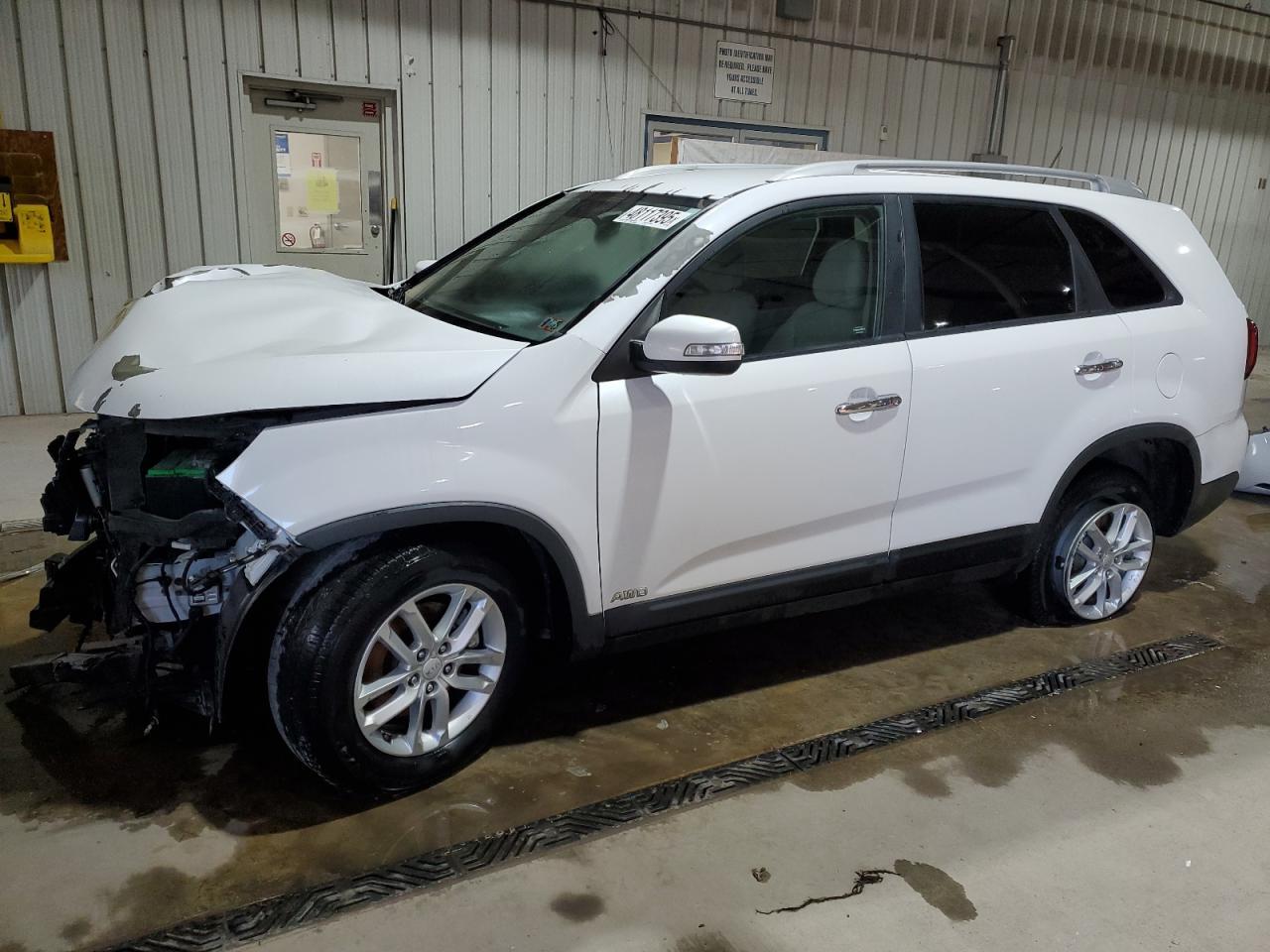 2014 KIA SORENTO LX
