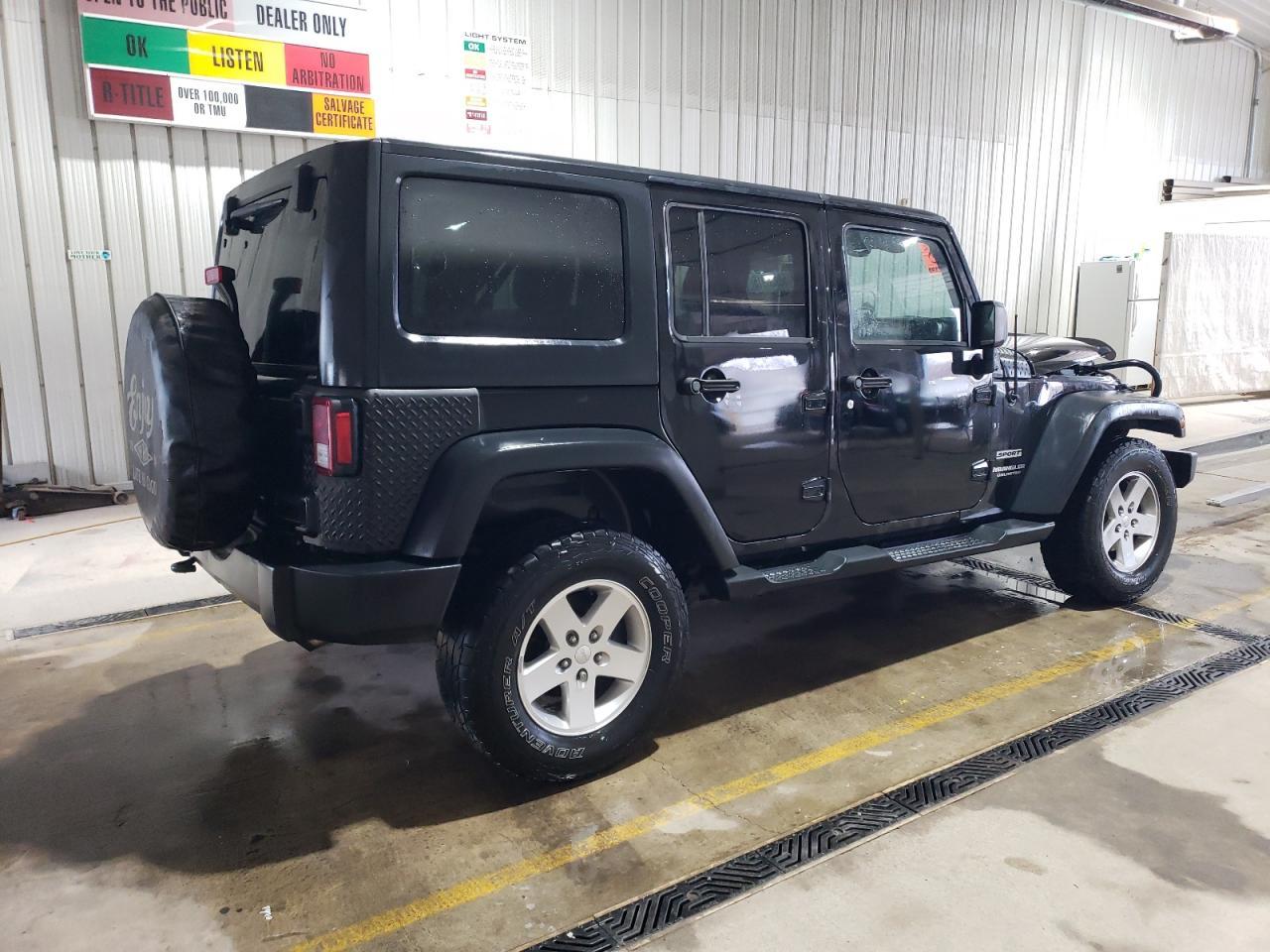 2015 JEEP WRANGLER U - Фото 3