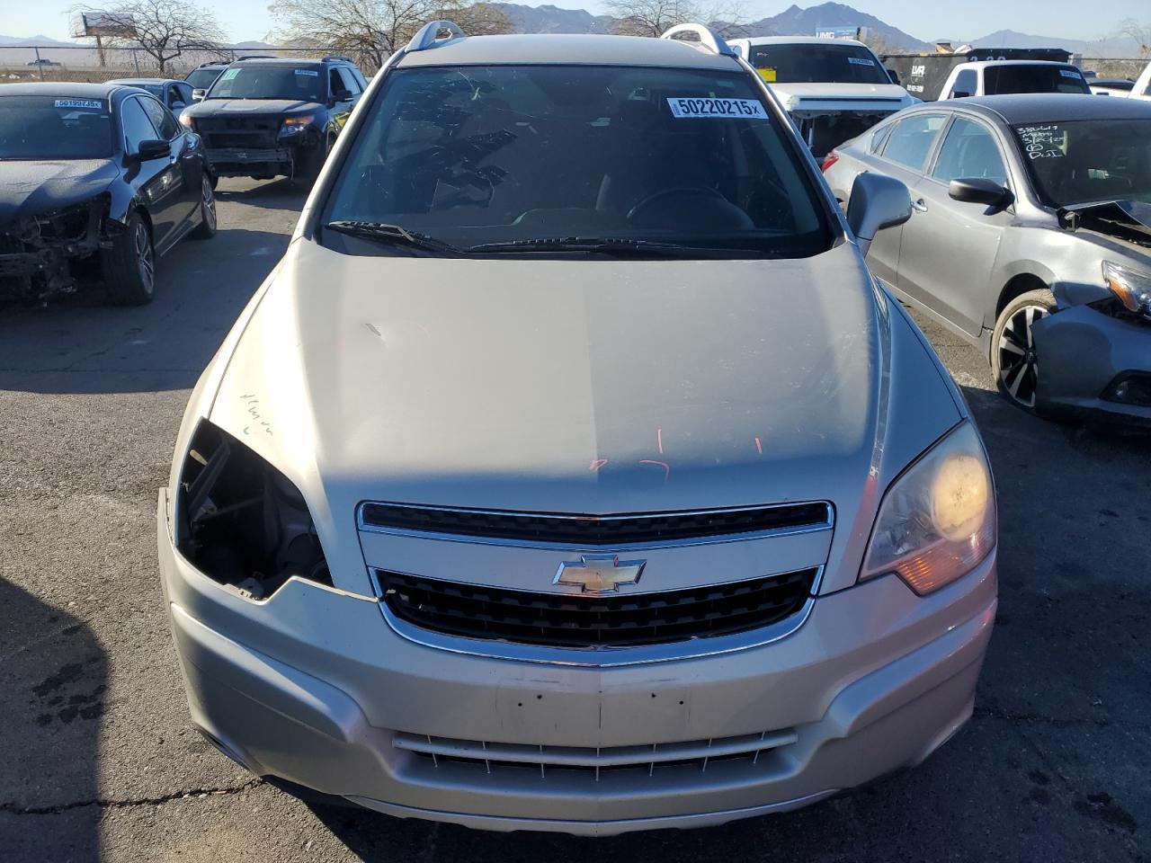 2014 CHEVROLET CAPTIVA LT - Image 5