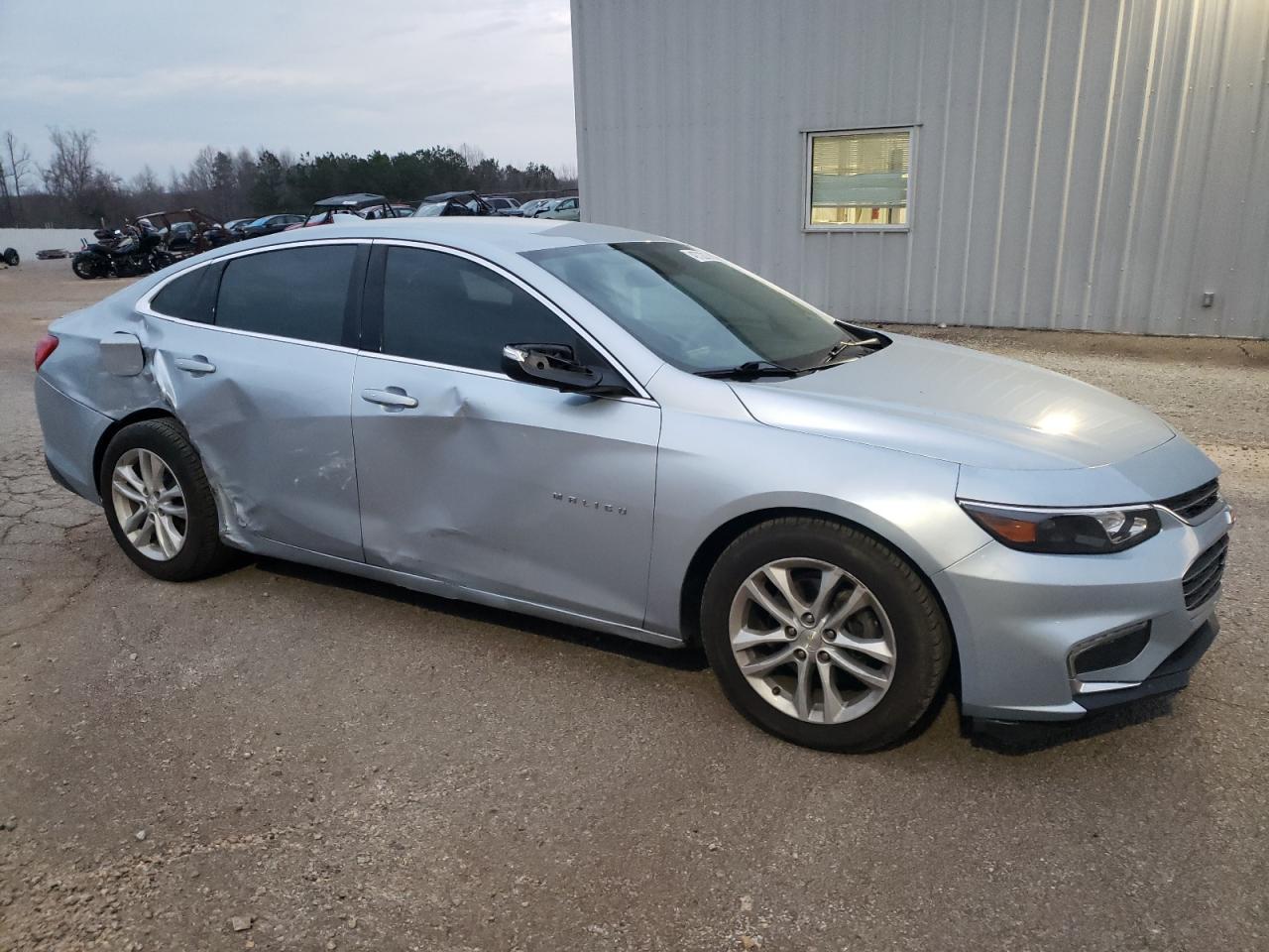 2017 CHEVROLET MALIBU LT - Фото 4