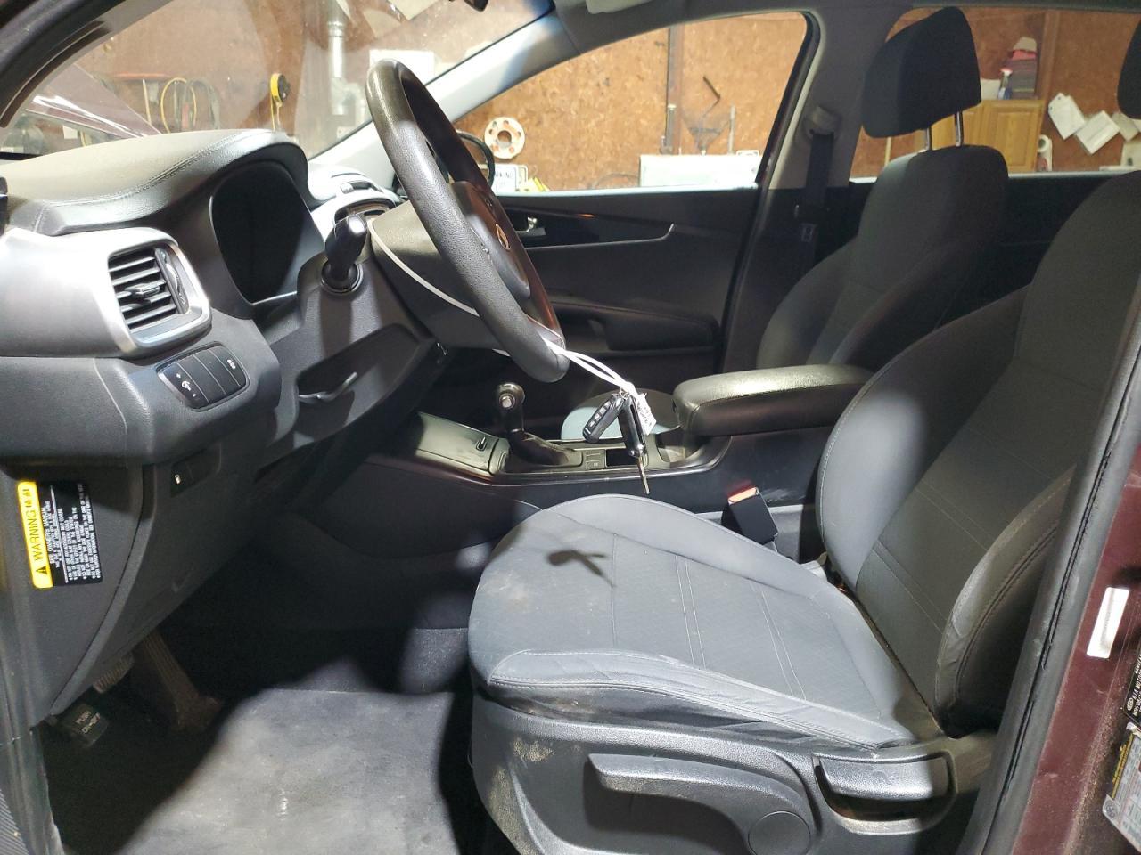 2017 KIA SORENTO LX - Фото 7