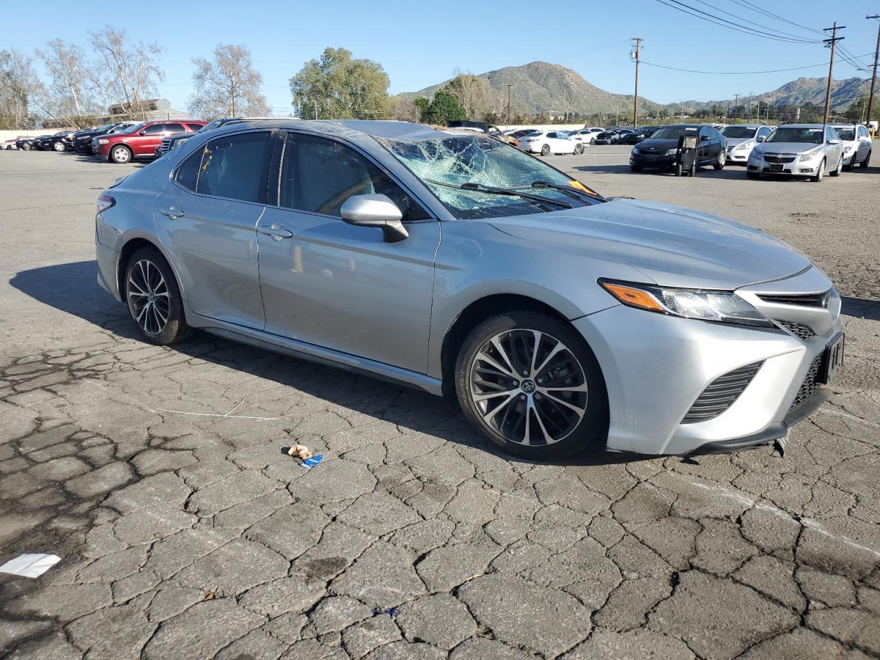 2019 TOYOTA CAMRY L - Фото 4
