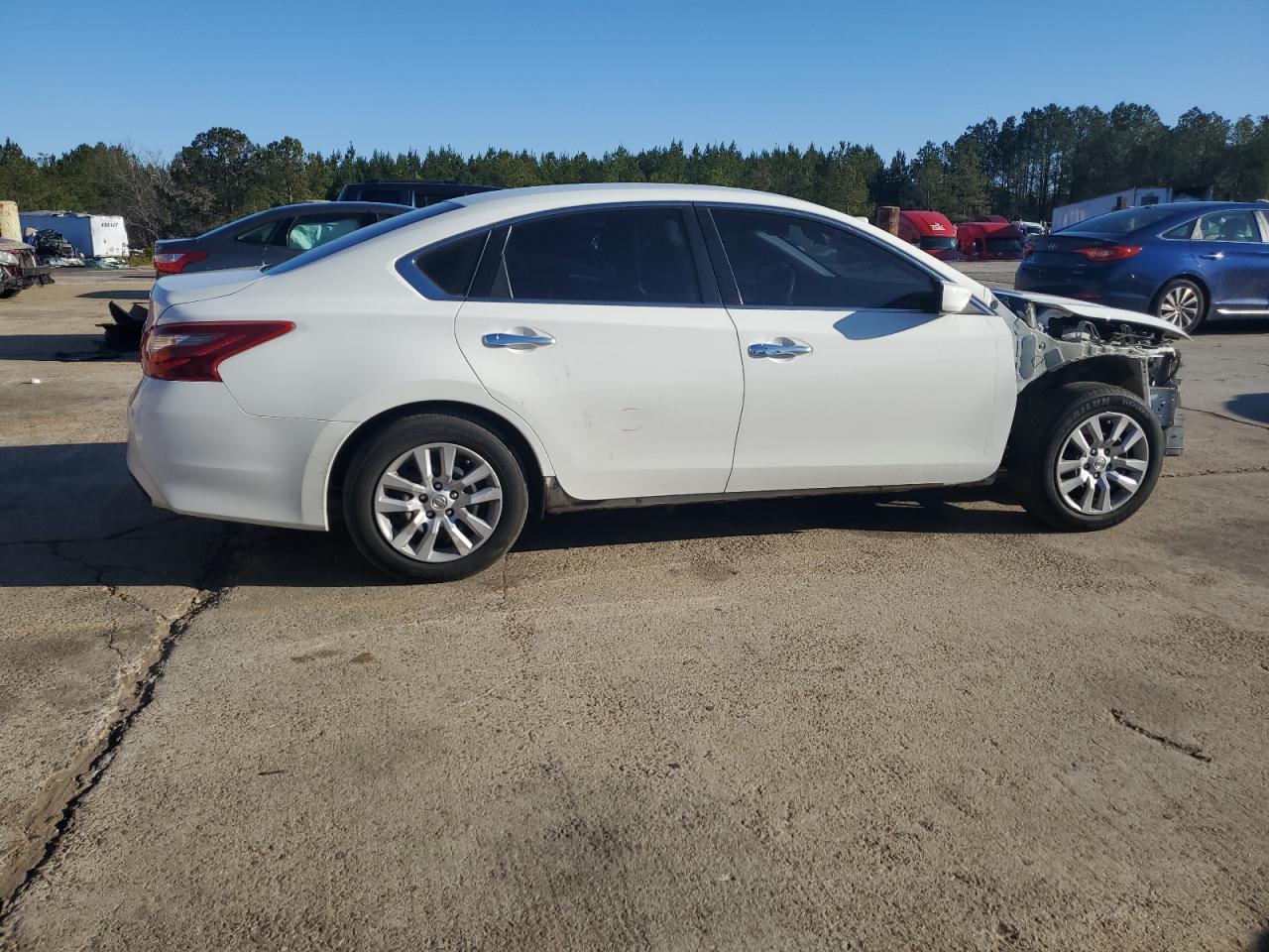 2018 NISSAN ALTIMA 2.5 - Фото 3