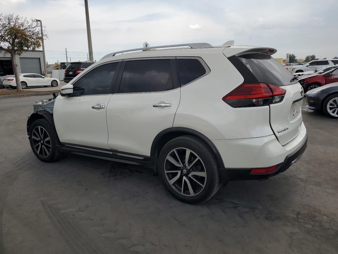 2017 NISSAN ROGUE S - Image 2