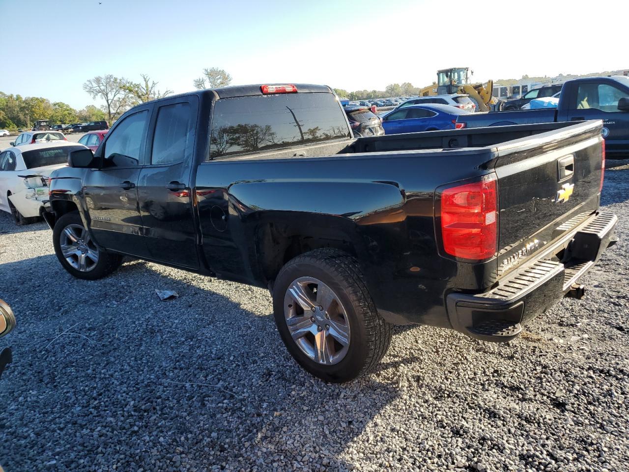 2016 CHEVROLET SILVERADO - Image 2