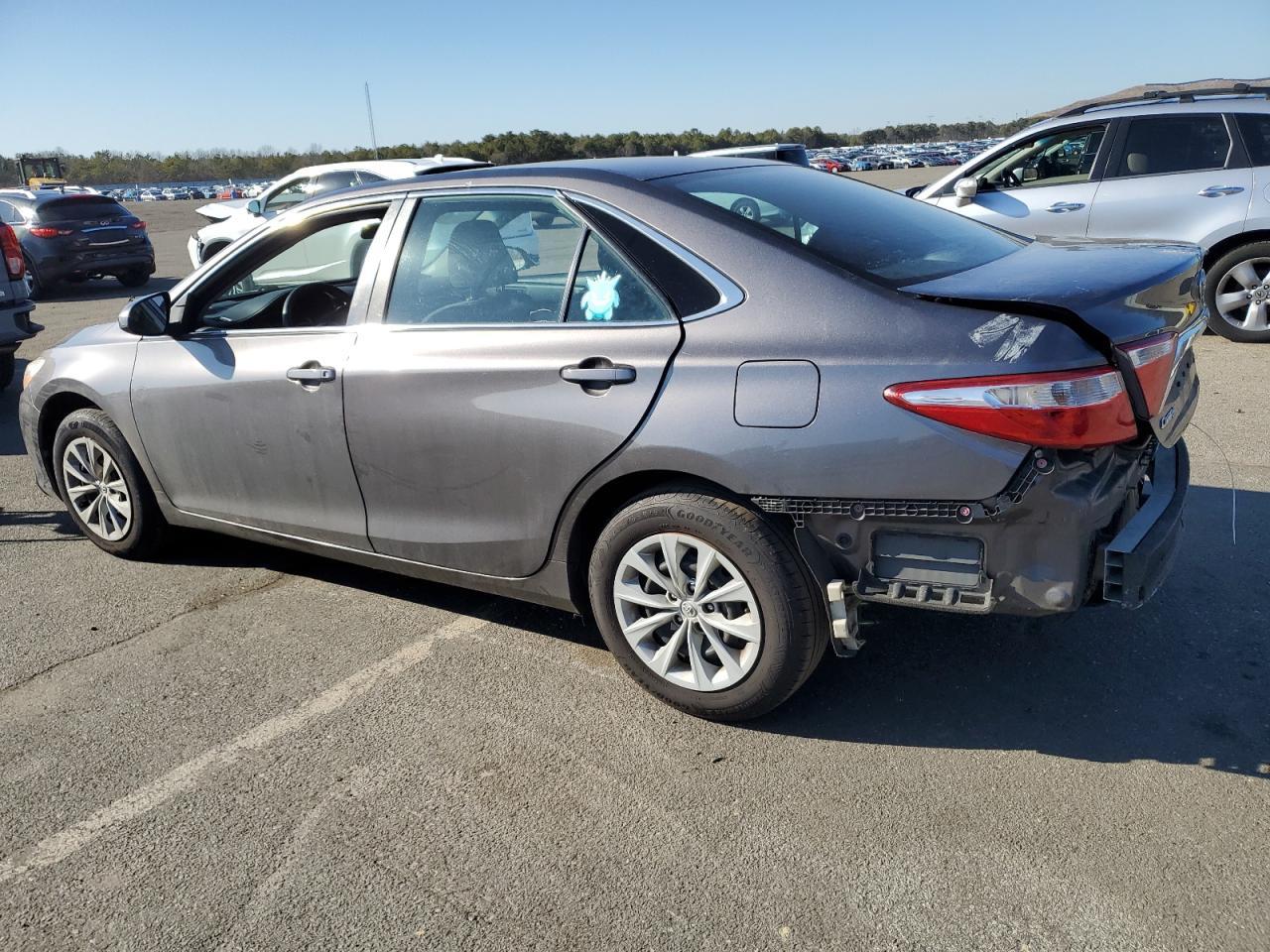 2017 TOYOTA CAMRY LE - Image 2